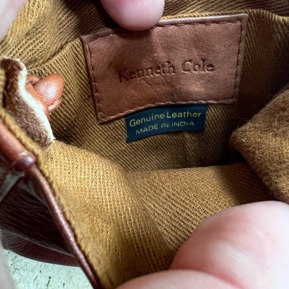 Kenneth Cole Football Inspired Small Crossbody Leather Bag Made in India - Picture 6 of 7